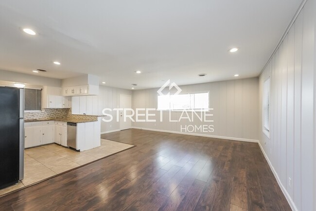 Building Photo - Charming 3 Bedroom in Houston!