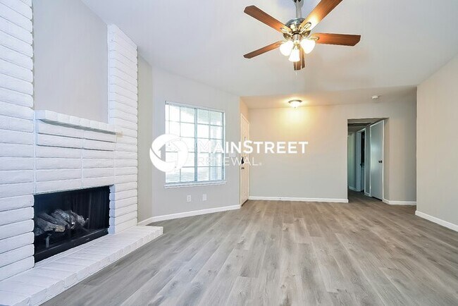 Building Photo - 3 Bedroom Pet-Friendly Home in LAS VEGAS, ...