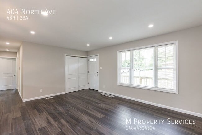Building Photo - Completely Renovated Single Home Available...