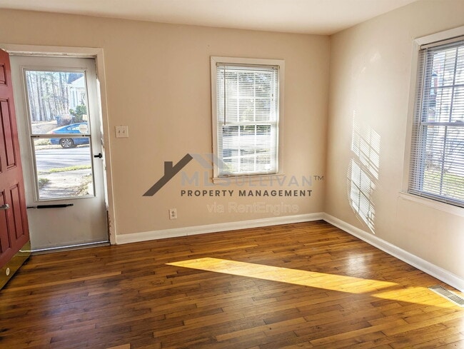 Building Photo - 2020 Englewood Ave