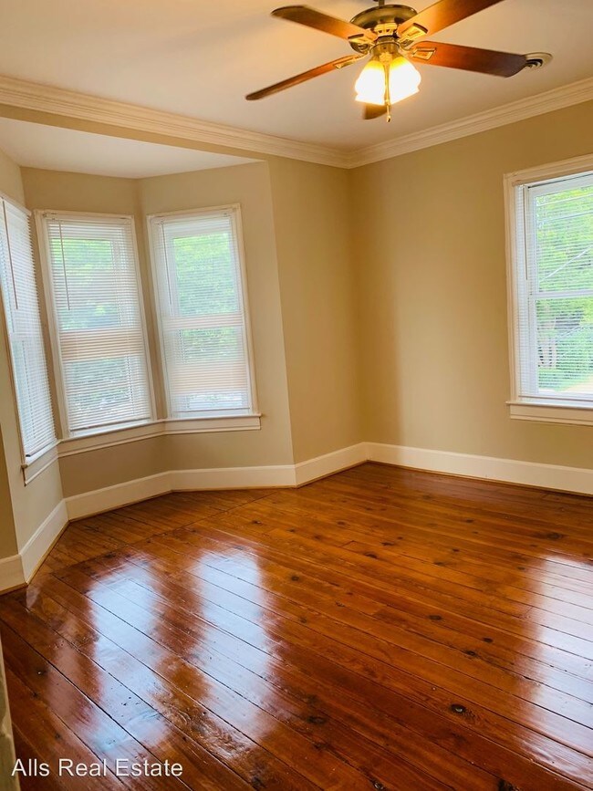 Building Photo - 205 Culpeper St