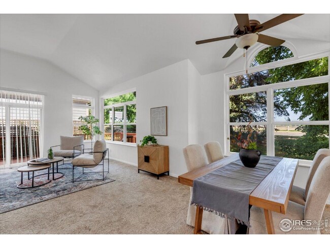Foto del edificio - 101 Fairfield Ln Ave