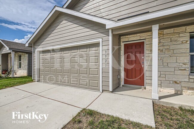 Foto del edificio - 3921 Far Horizon