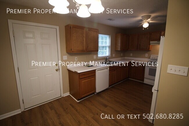 Foto del edificio - Great 3 bedroom home close to U of L