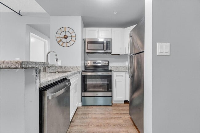 Photo - 185 SE 14th Terrace Apartment