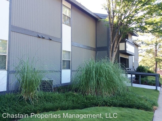 Building Photo - 3 br, 2 bath Apartment - 6916 Bullet Blvd