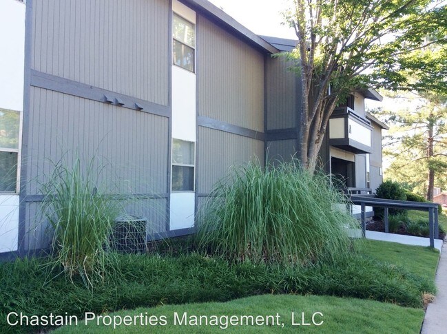 Foto del edificio - 3 br, 2 bath Apartment - 6916 Bullet Blvd