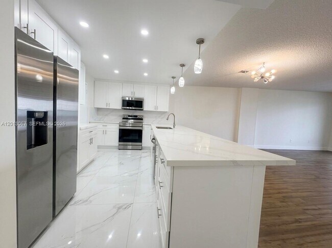 Foto del edificio - 3800 S Ocean Dr