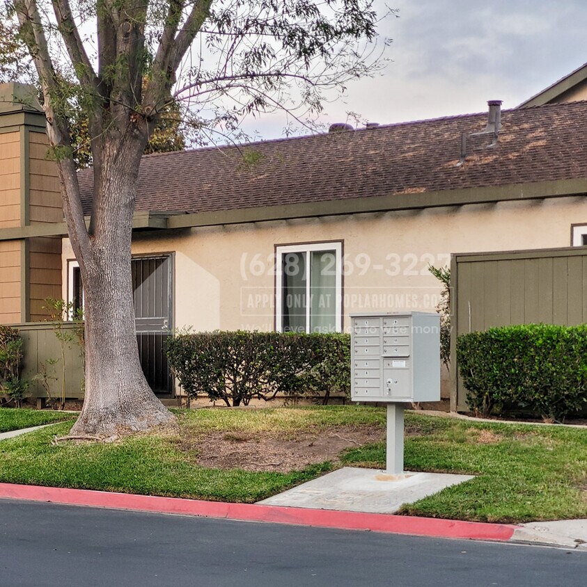 10522 Caminito Glenellen, San Diego, CA 92126 Townhome Rentals in San
