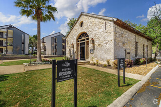Building Photo - Soap Factory