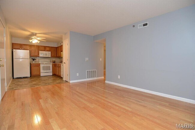 Foto del edificio - 4300 Forder Gardens Pl