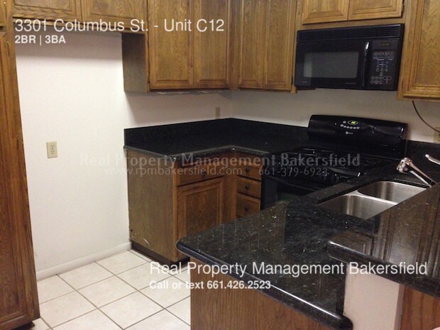 Building Photo - 3301 Columbus Street Unit C12