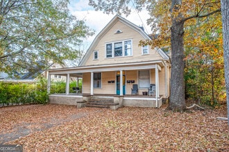 Building Photo - 693 Boulevard