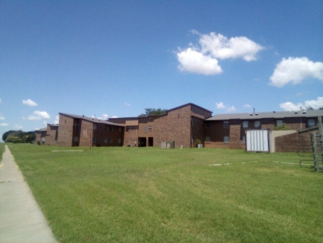 Foto del edificio - 4806 Johnson Rd