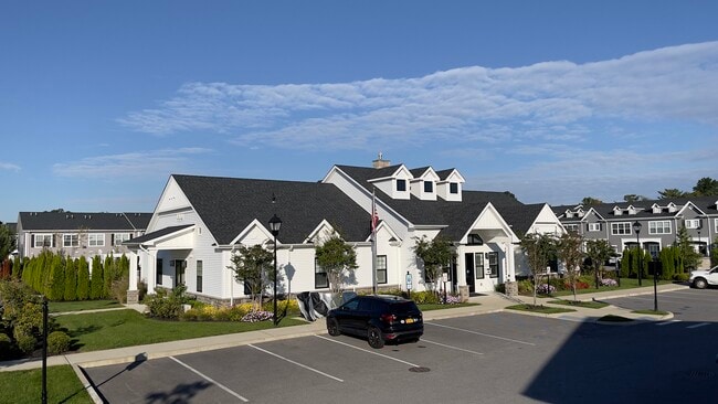 Building Photo - Fairfield Knolls At Deer Park 55+