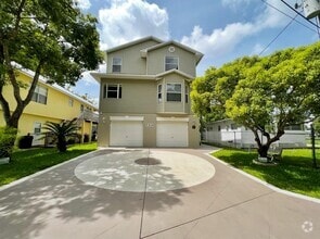 Building Photo - 7213 Tropical Dr