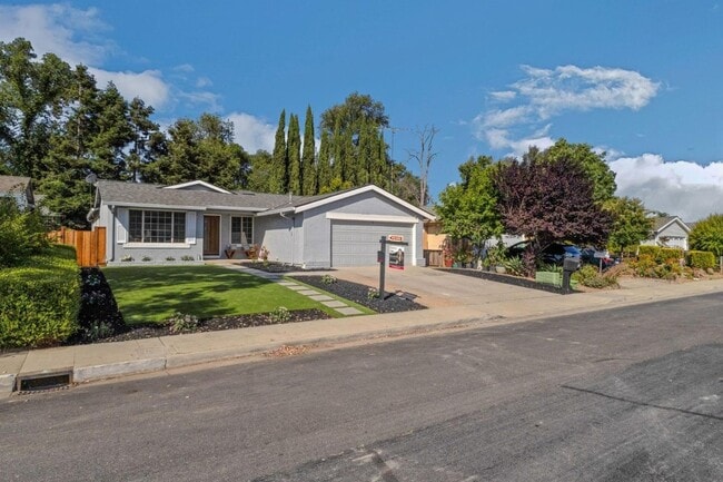 Building Photo - 5194 Running Bear Dr