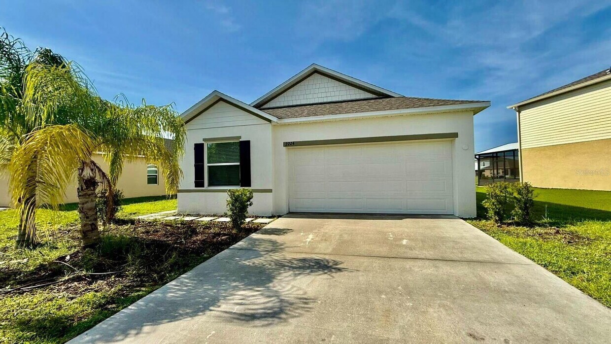 Foto principal - 2224 Canyon Breeze Ave