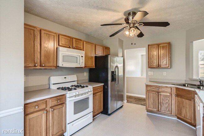 Building Photo - 4 br, 3 bath House - 1401 Lancaster Ct