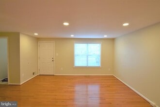 Building Photo - 6605 Briarleigh Way
