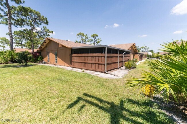 Foto del edificio - 5620 Foxlake Dr