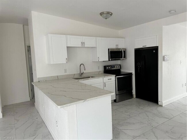 Building Photo - 18633 Matanzas Rd