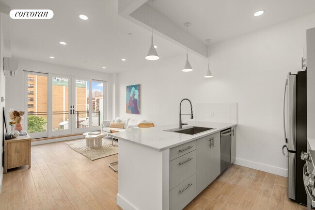 Foto del edificio - 2833 Brighton 3rd St
