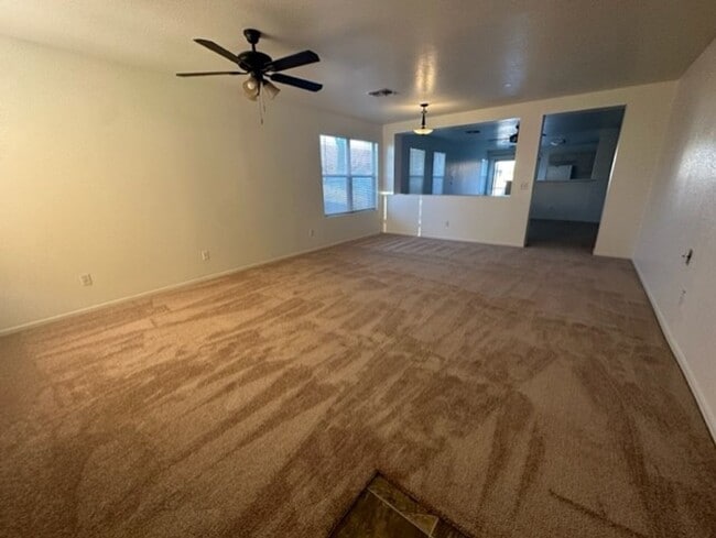 Foto del edificio - Gilbert 4 bedroom home