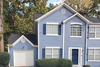 Building Photo - 2984 Rapids Dr