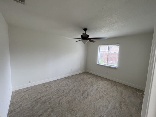 Master Bedroom - 307 Plumwood Cir