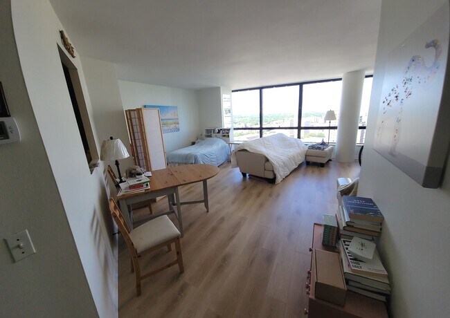 Foto del edificio - 5415 N Sheridan Rd
