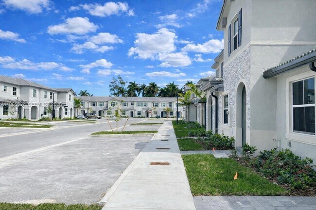 Building Photo - 16262 SW 292nd St