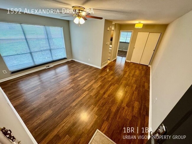 Building Photo - 1592 Alexandria Dr