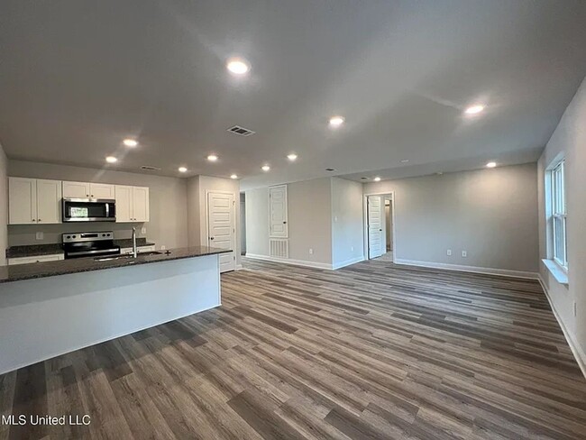 Foto del edificio - Charming 4BR House in Biloxi
