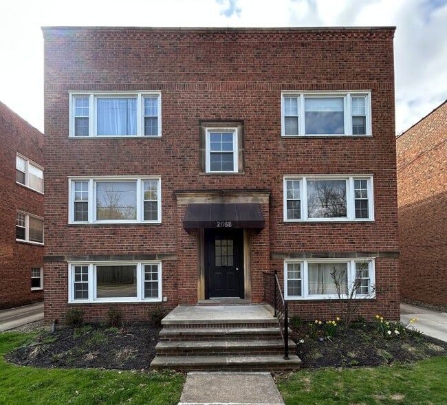 Photo - 2668-2672 Mayfield Rd (Cleveland Heights, OH) Apartments