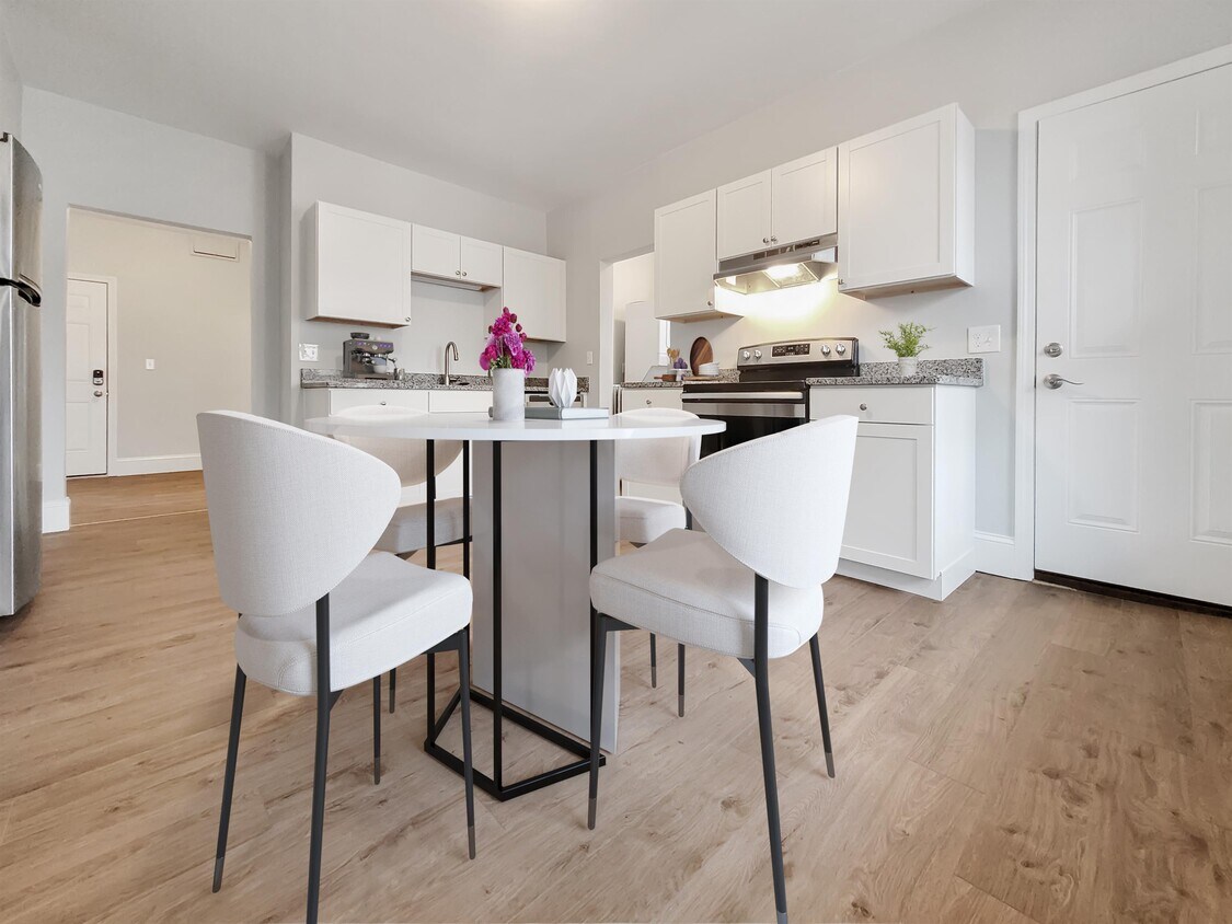 Foto principal - 108 Callender St