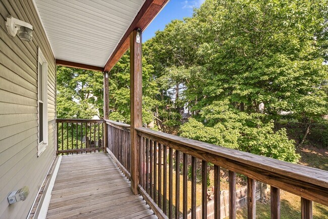 Foto del edificio - 18 St Clair St