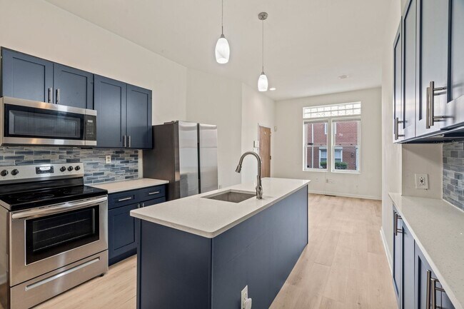 Photo - 1533 N Bouvier St Apartment