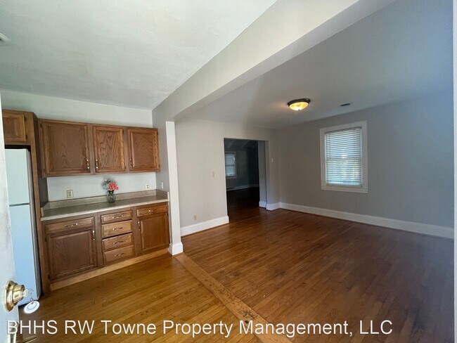 Foto del edificio - 4 br, 2 bath House - 1133 Buckingham Avenue