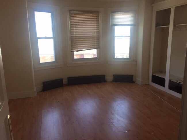 Foto del edificio - 840 E Westmoreland St