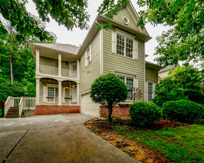 Building Photo - 3627 Chestnut Dr