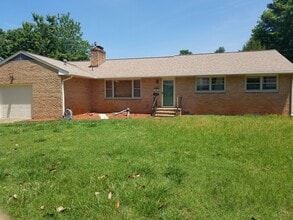 Building Photo - 2538 College Blvd