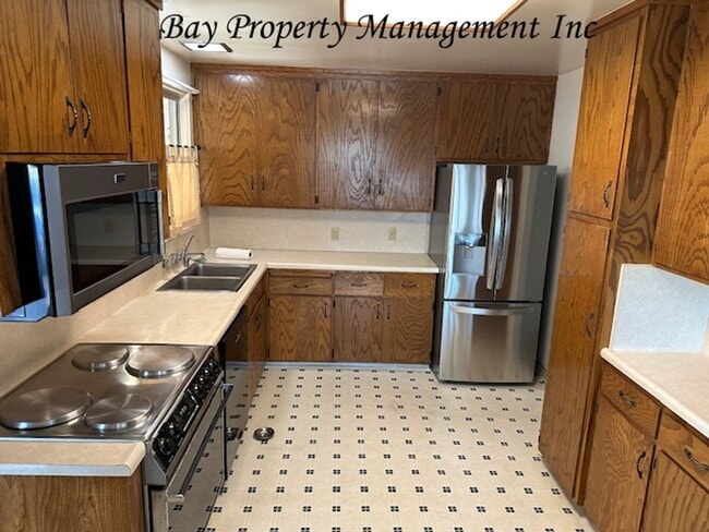 Foto del edificio - Lovely 3-Bedroom, 2-Bath Home Near Mission...