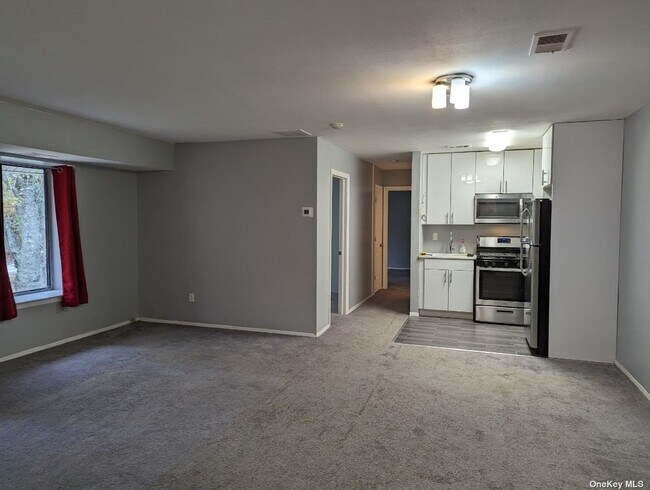 Building Photo - 6 Aspen Ct