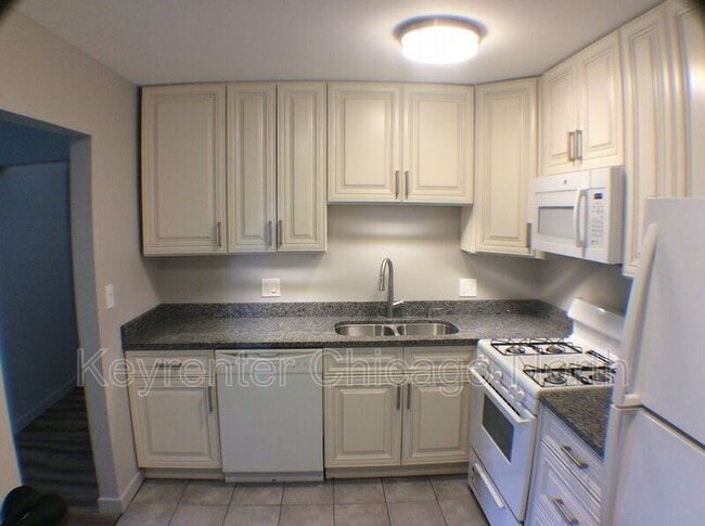 Building Photo - 3618 Salem Walk