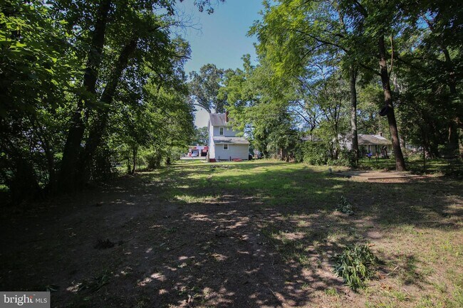 Building Photo - 99 Chews Landing Rd