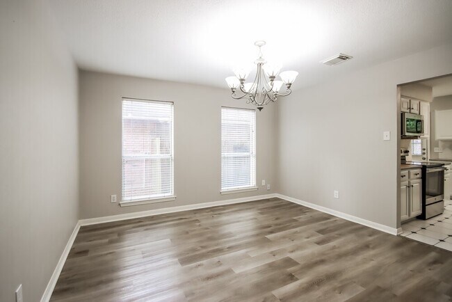 Foto del edificio - 20914 Lake Park Trail