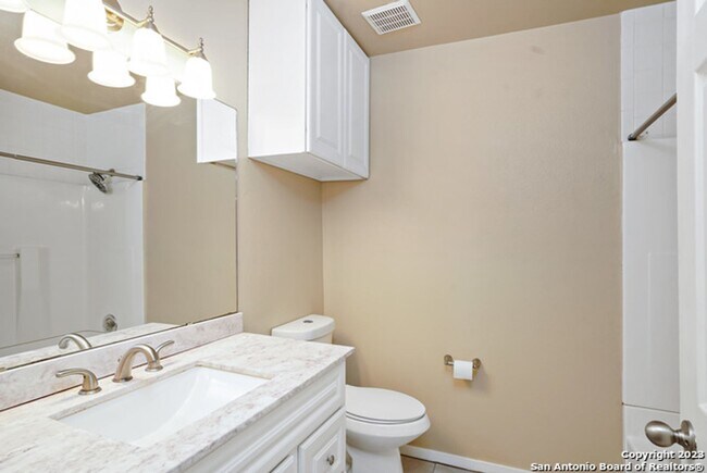 Building Photo - 3 br, 2 bath House - 28049 Smithson Valley...