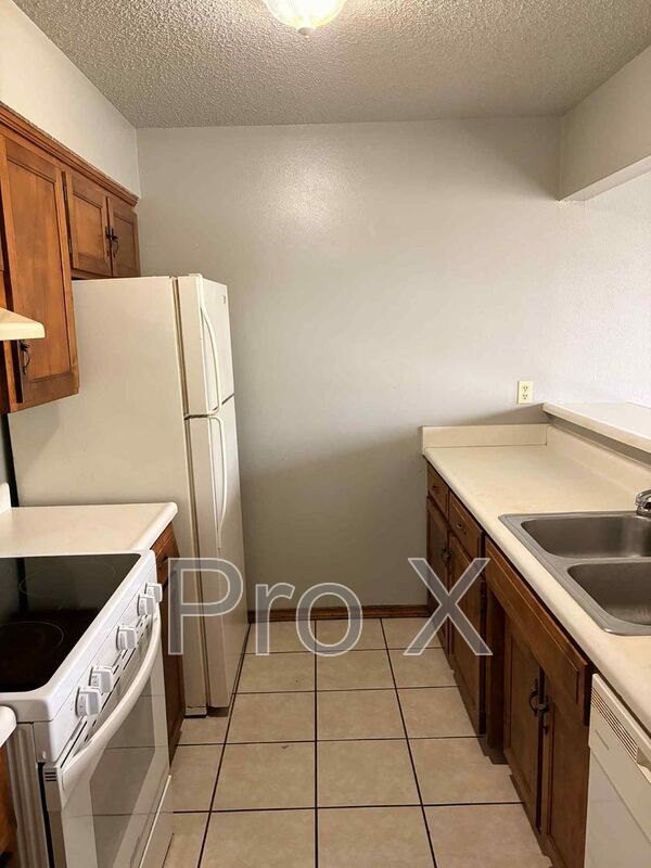 Building Photo - 910-912 S Connecticut Ave