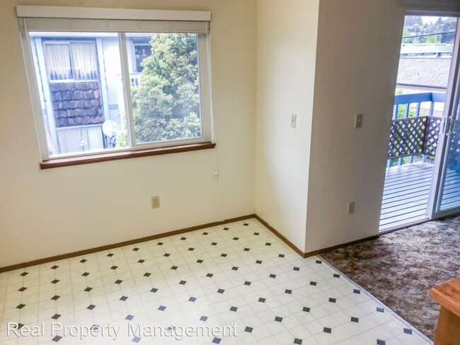 Building Photo - 1016 Loni Dr